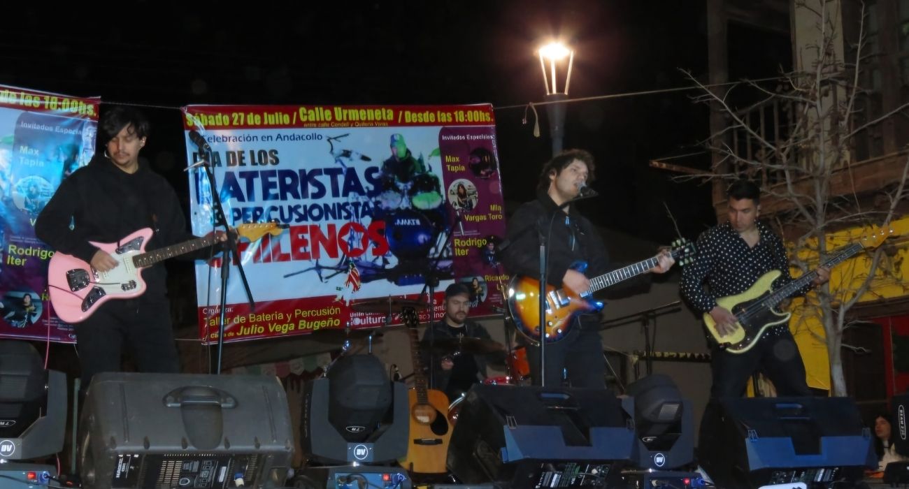 Taller de percusión festejó Día del Baterista